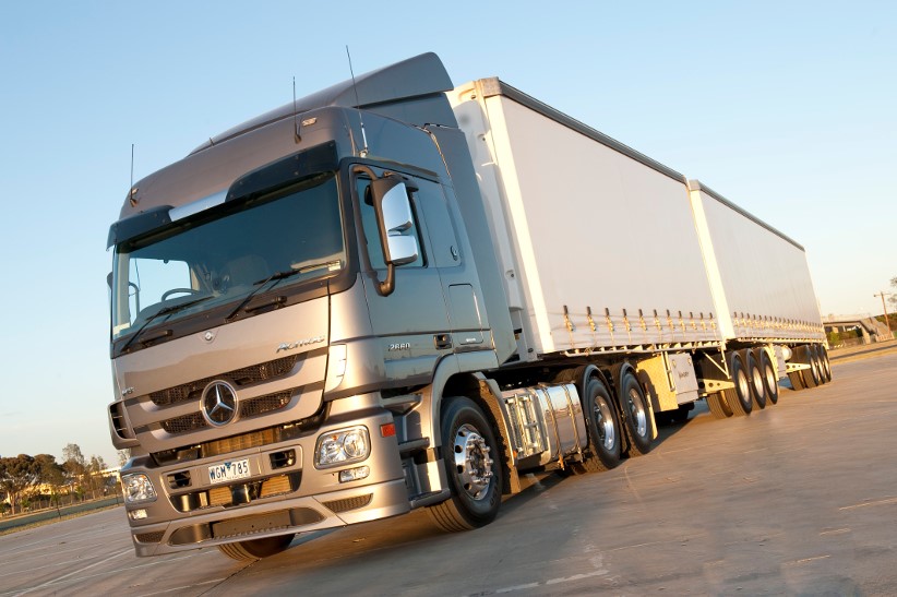 Australian transport ministers agree to freeze heavy vehicle charges