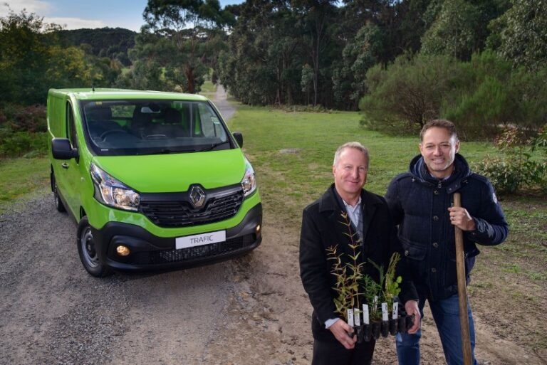 renault-and-greenfleet-work-together-with-trafic-van