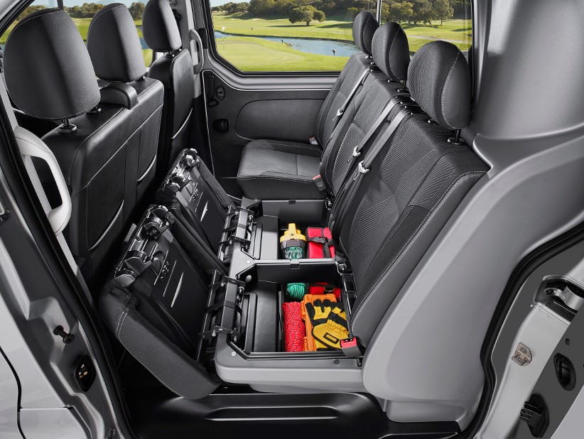 How To Remove Bulkhead For Renault Trafic