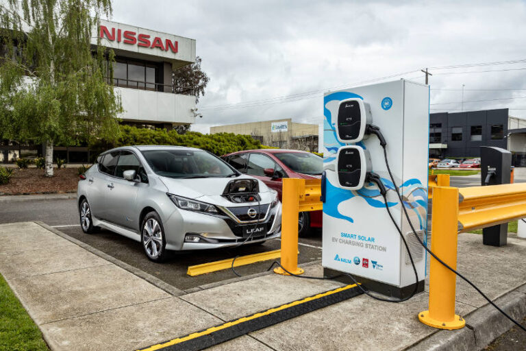 Nissan Leaf EV fleet CSIRO Solar Powered Charging electric vehicle