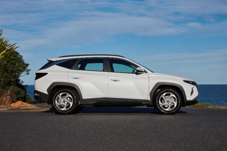 novated-lease-2022-Hyundai-Tucson-white